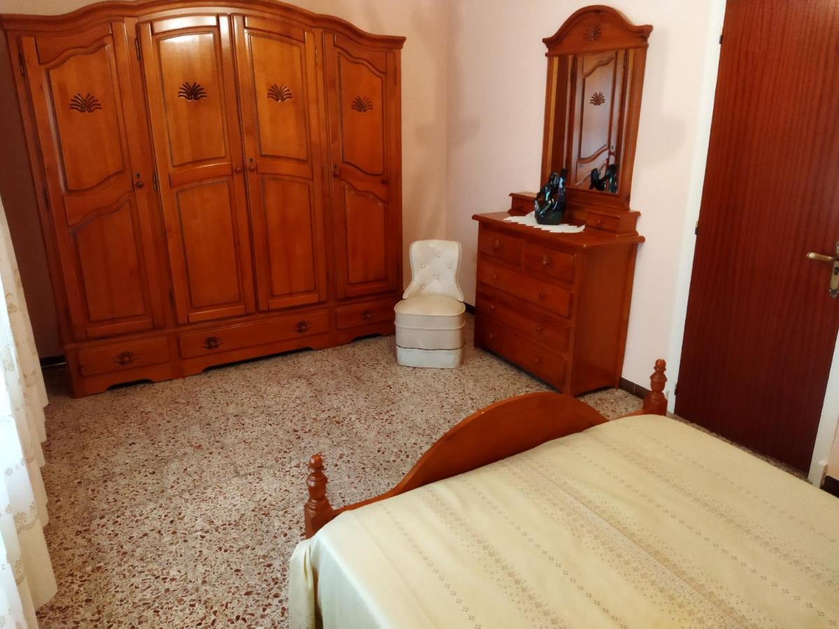 Piso Unifamiliar En Deltebre Apartment Bagian luar foto